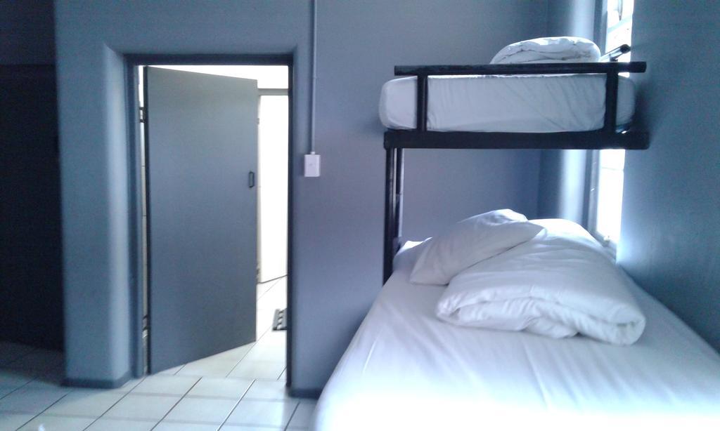 Riverlodge Backpackers Κέιπ Τάουν Εξωτερικό φωτογραφία